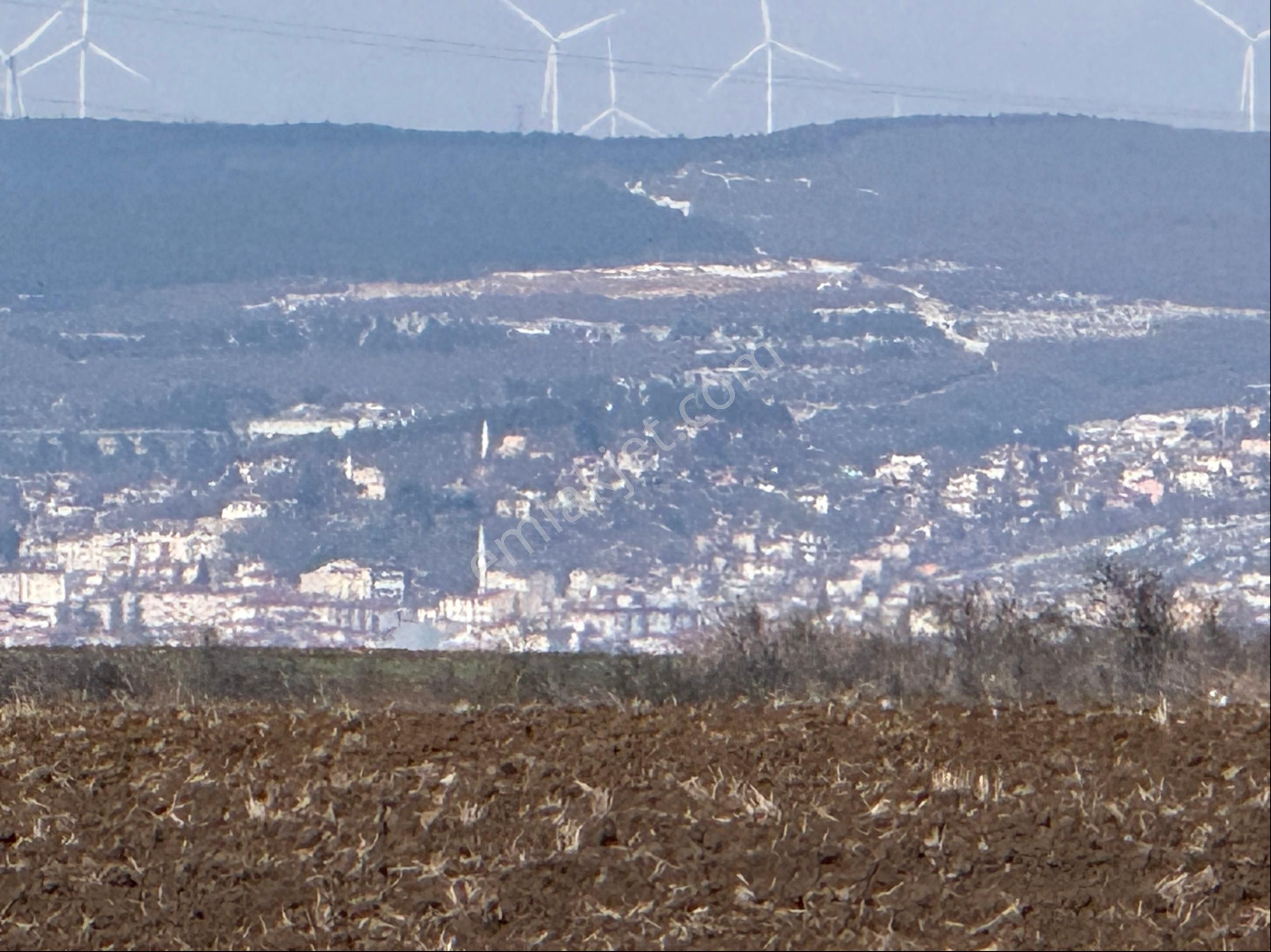 Vize Düzova Köyü Satılık Tarla 🏡 Vize Merkezine 2.4 Km Mesafede, Muhteşem Manzaralı Ve Yatırımlık Arsa! 🚀 Kaçırılmayacak Fırsat!