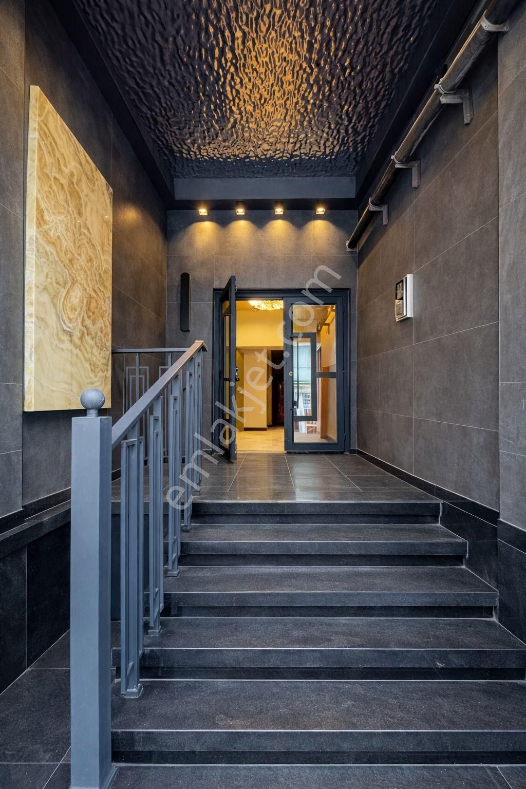 Balıkesir Bandırmada Satılık 1+1 Loft Daire - Görsel 35