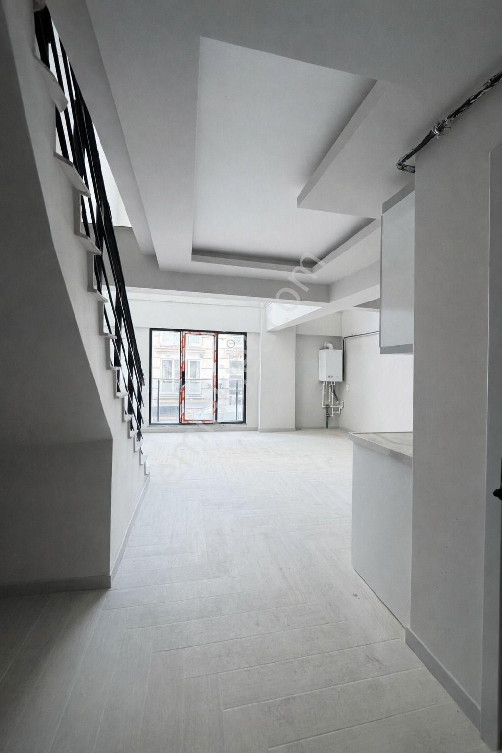 Balıkesir Bandırmada Satılık 1+1 Loft Daire - Görsel 10