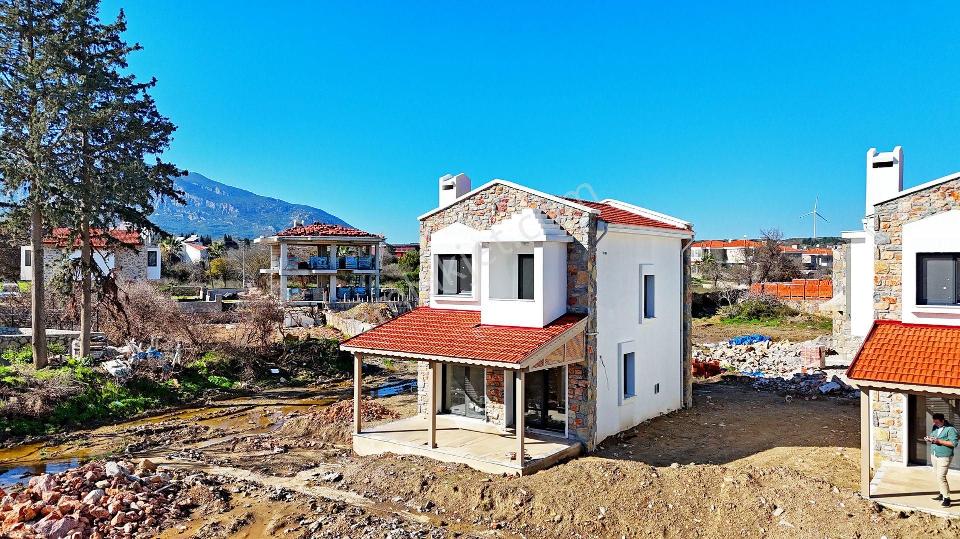 Datça Datça Satılık Villa Datça Mahallesi'nde Satılık Tam Müstakil 3+1 Villa