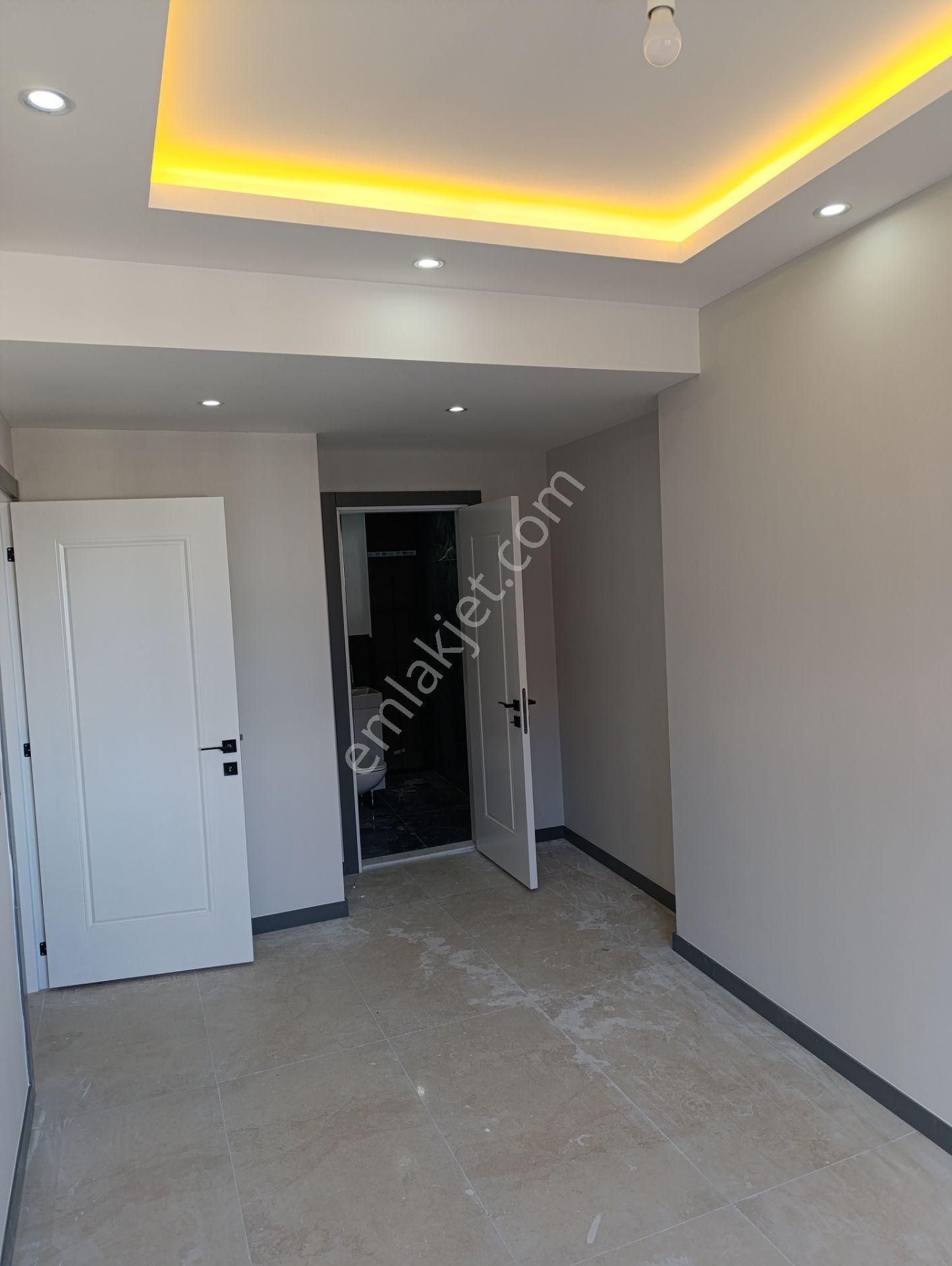 Fesleğen'de 3+1 Satılık Daireler - Görsel 18