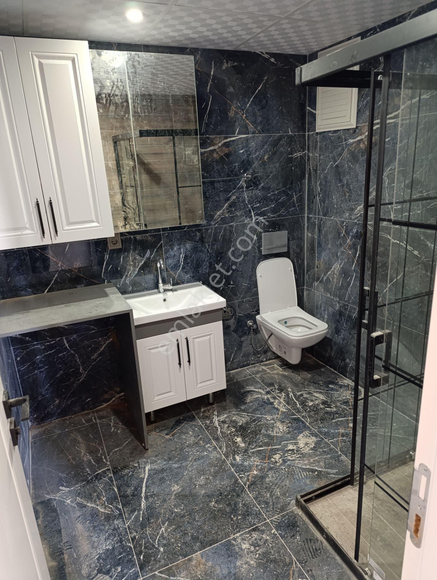 Fesleğen'de 3+1 Satılık Daireler - Görsel 15