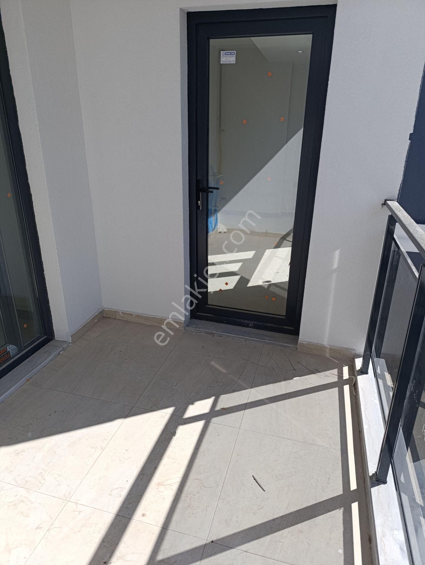 Fesleğen'de 3+1 Satılık Daireler - Görsel 6