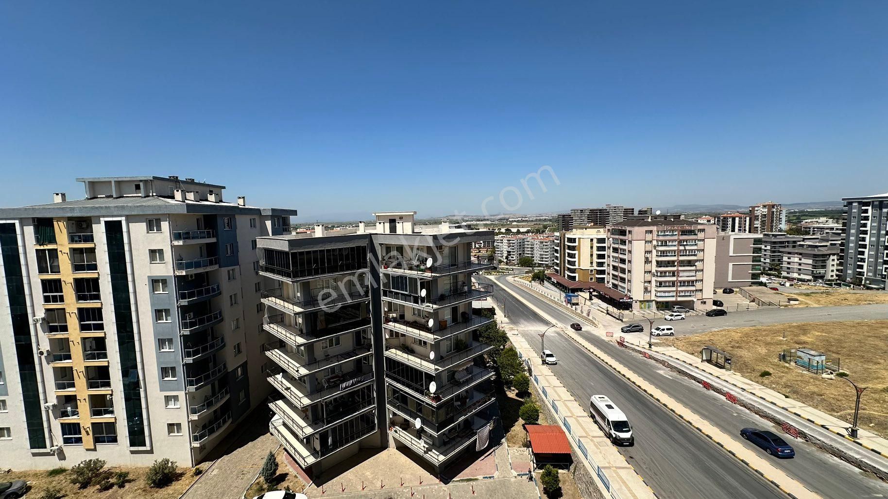 İstiklal Mahallesinde 3+1 Satılık Fırsat Daire