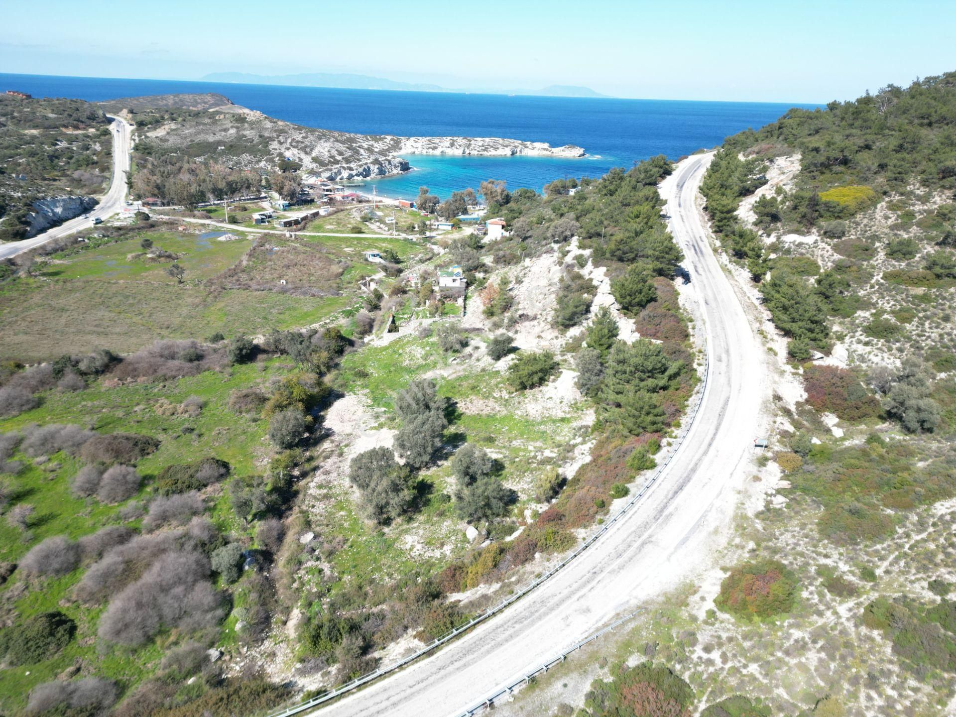 Foçanın En Güzel Konumunda Fırsat Arsa - Görsel 2