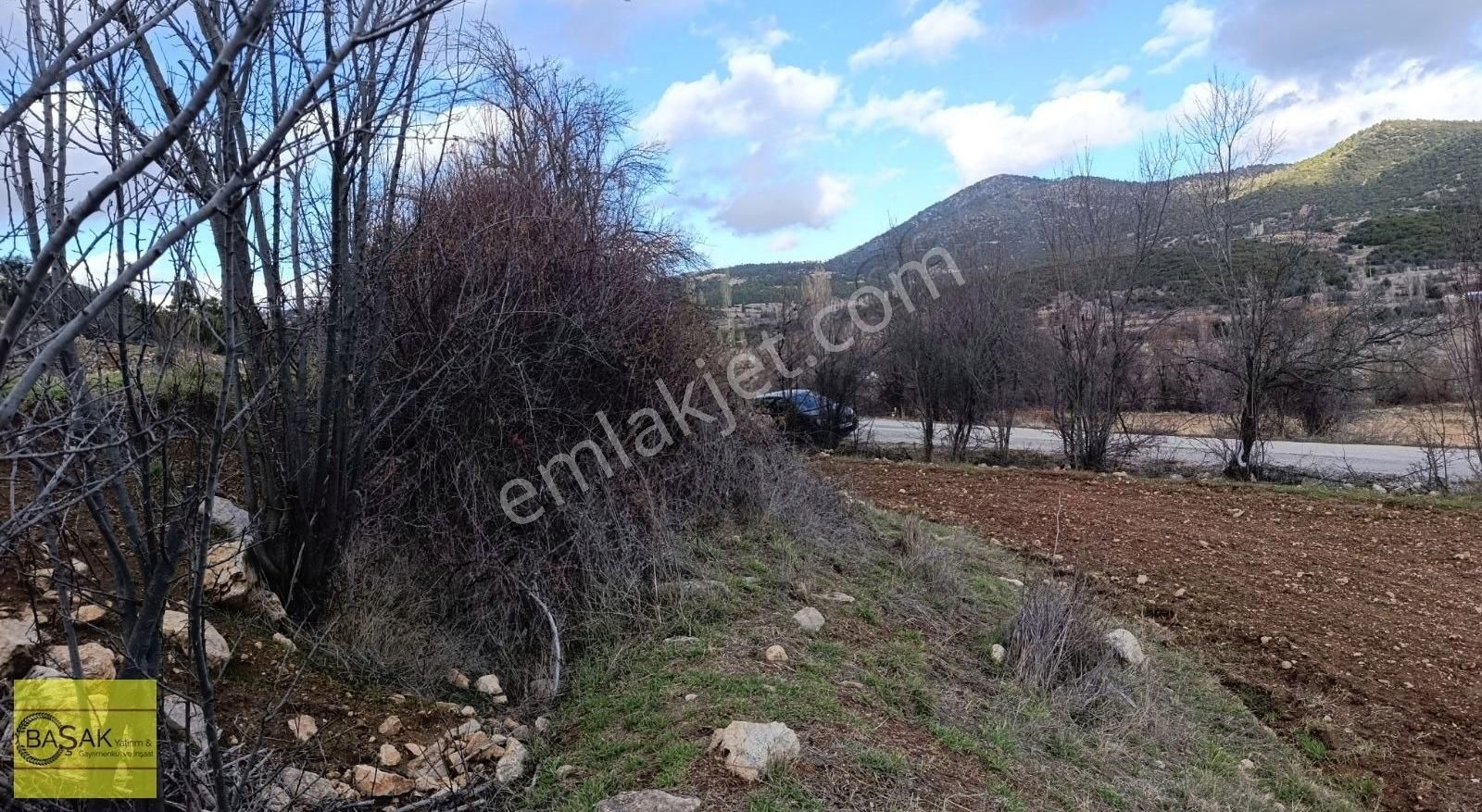 Çameli Belevi Satılık Tarla Başak'tan Belevinde Hesaplı Tarla Vasıflı Kadastral Yolu Var