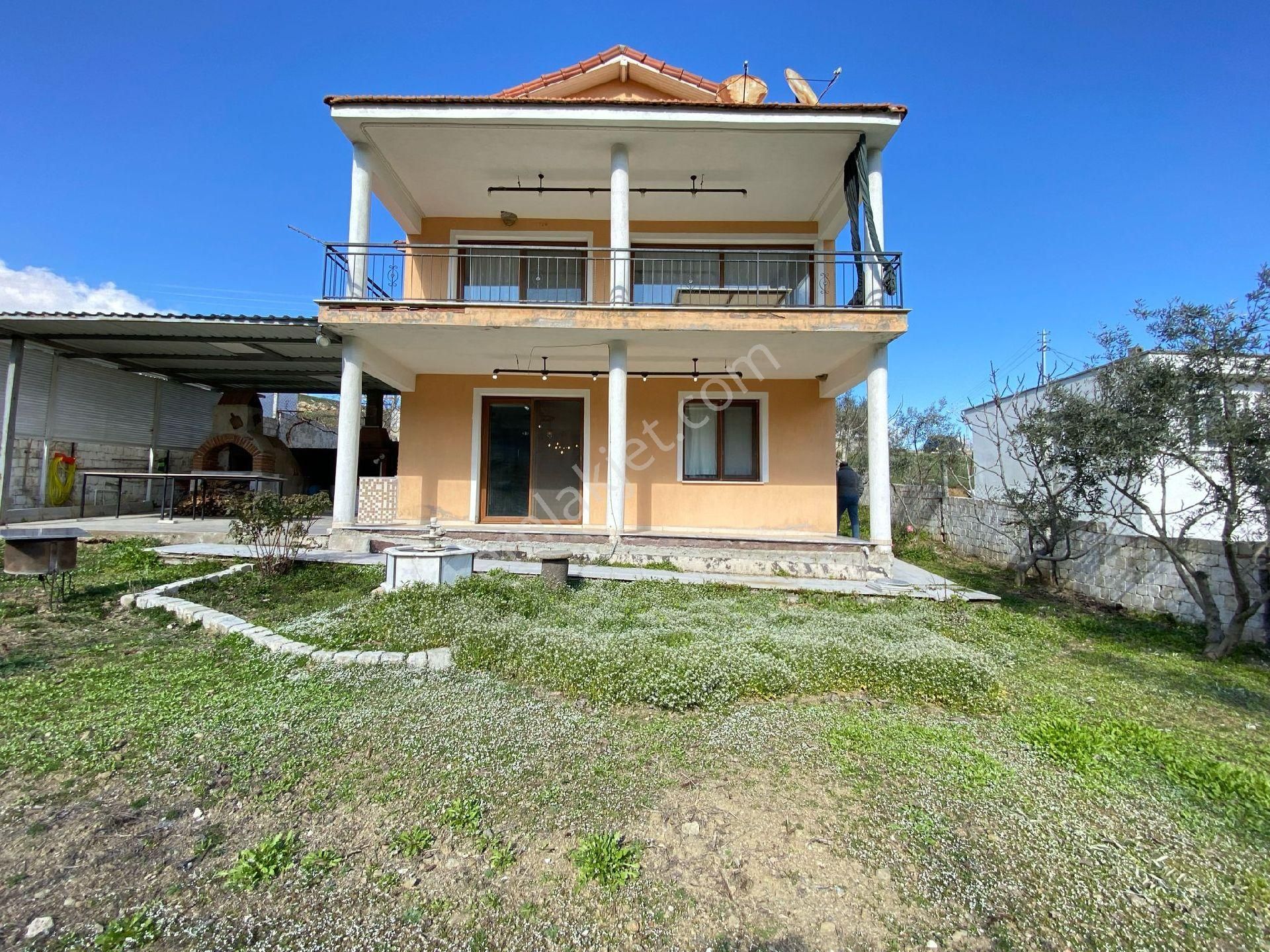 Yunusemre Büyüksümbüller Satılık Villa Manisa Yunusemre Büyüksümbüller Mah. Satılık Villa