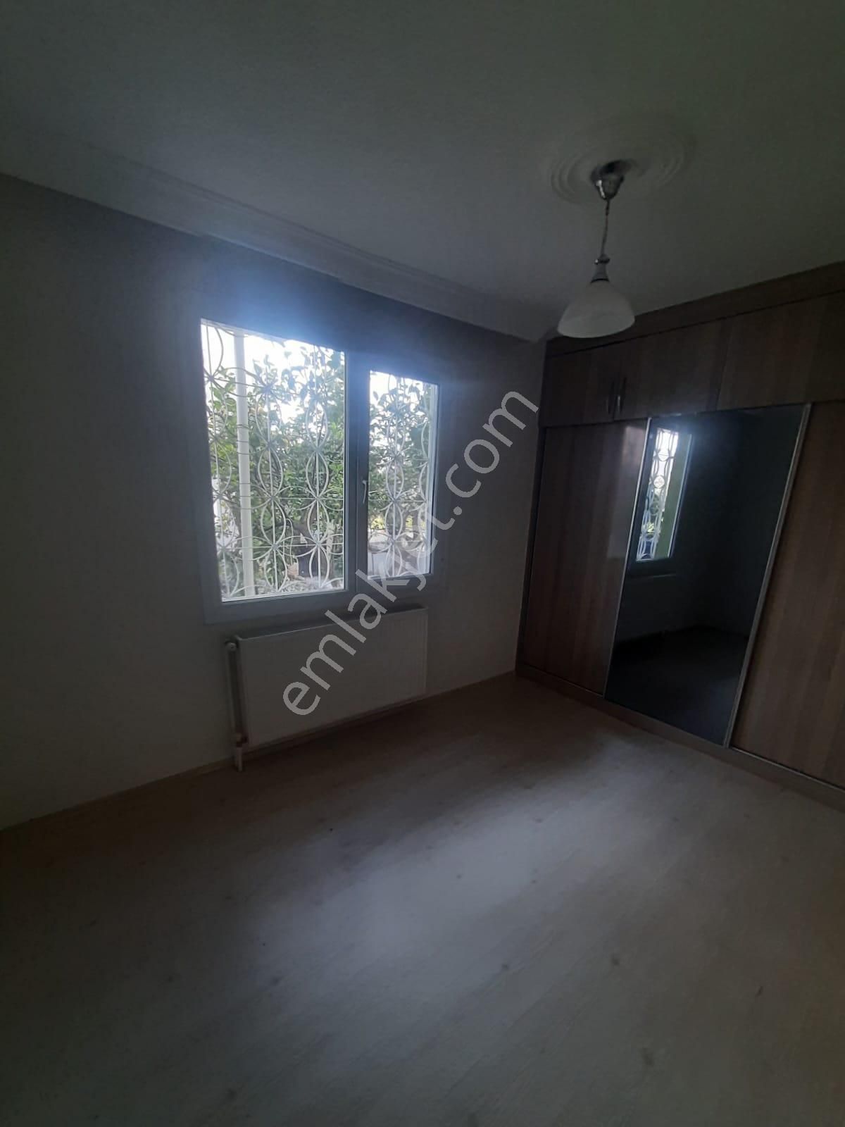 Bornova Atatürk Mah. 3+1 Kiralık Daire - Görsel 9