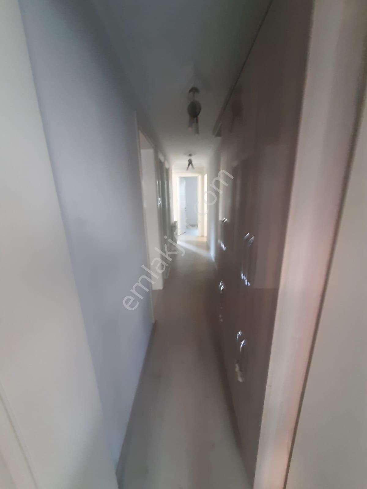 Bornova Atatürk Mah. 3+1 Kiralık Daire - Görsel 18