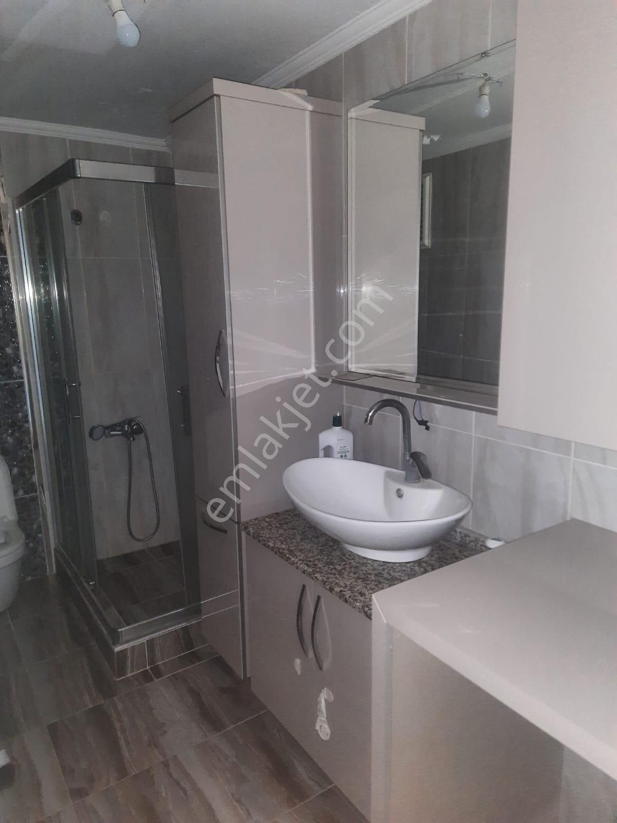 Bornova Atatürk Mah. 3+1 Kiralık Daire - Görsel 11