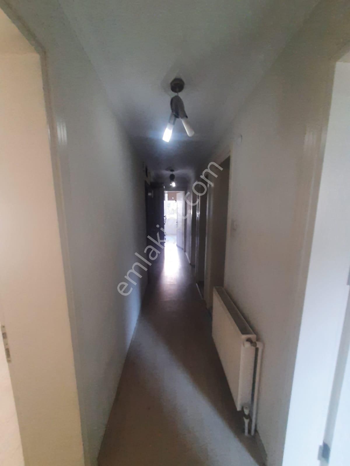 Bornova Atatürk Mah. 3+1 Kiralık Daire - Görsel 6