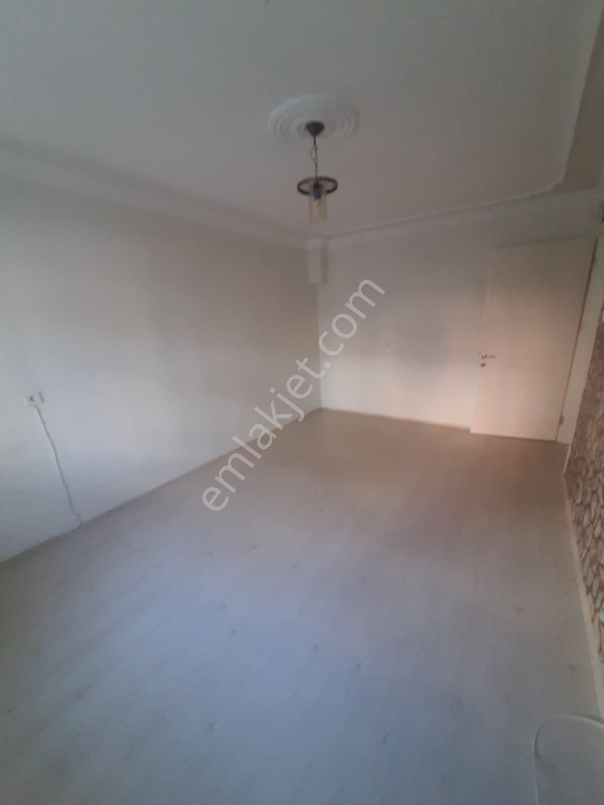 Bornova Atatürk Mah. 3+1 Kiralık Daire - Görsel 5