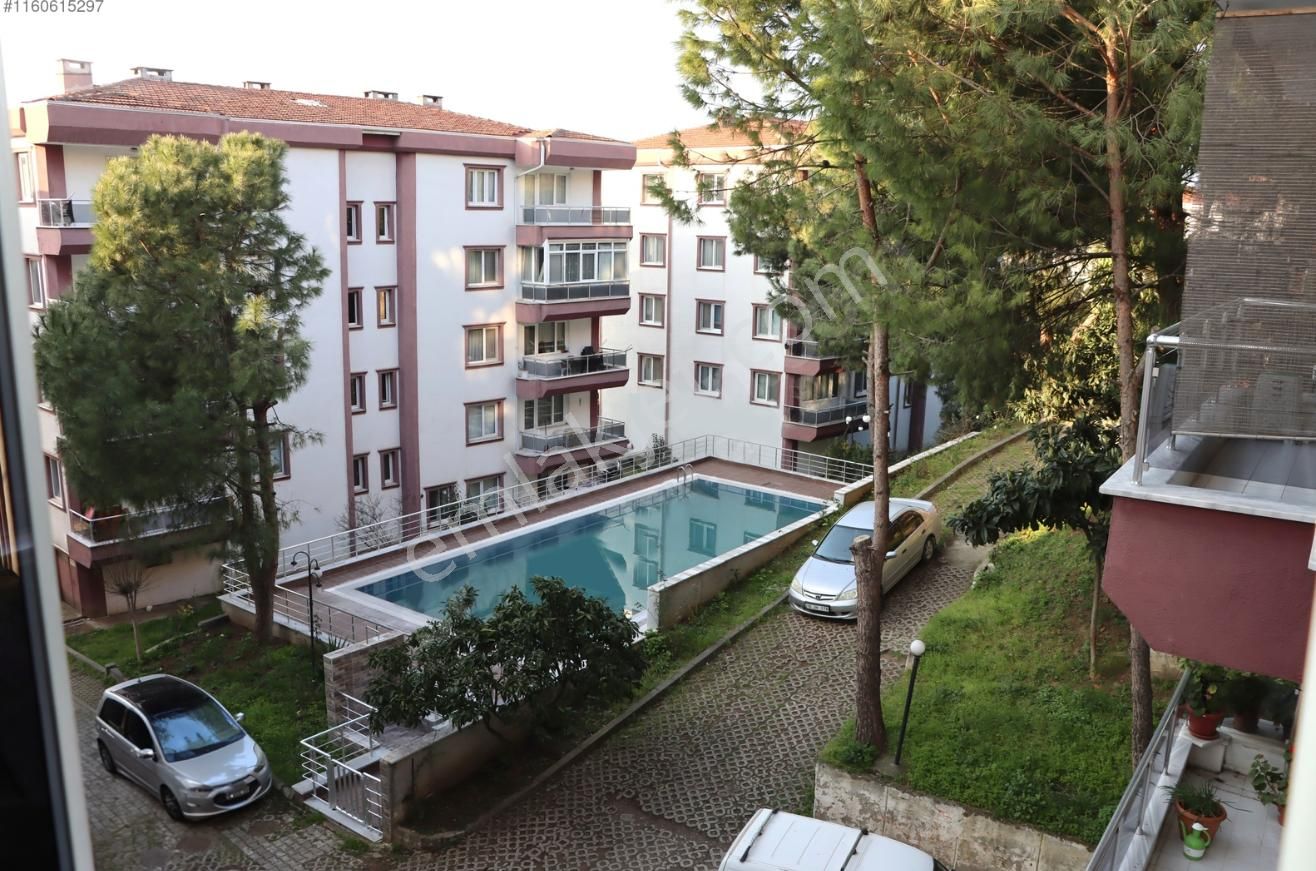 Mudanya Yeni Satılık Daire Sahibinden Mudanya'da Arakat, Havuzlu Sitede, 3+1 140m2 Düzayak, Satılık Daire