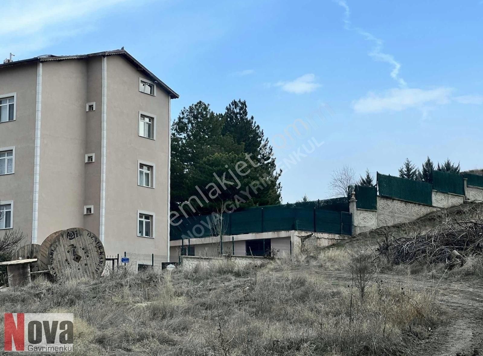 Kahramankazan Kayı Satılık Konut İmarlı Ankara Kahramankazan Kayı Mah N/ova'dan 3 Kat Köşe Villa Parseli