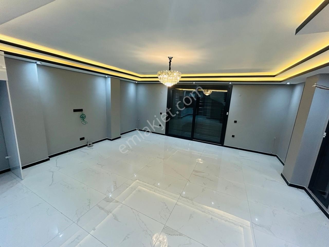 Mavişehir’de Doğayla İç İçe Lüks Müstakil Villa! - Görsel 26