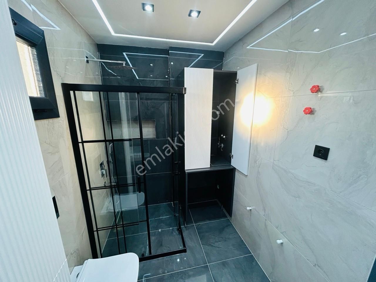 Mavişehir’de Doğayla İç İçe Lüks Müstakil Villa! - Görsel 24