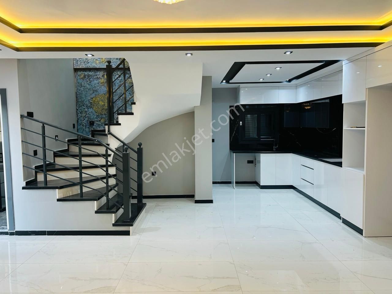 Mavişehir’de Doğayla İç İçe Lüks Müstakil Villa! - Görsel 11