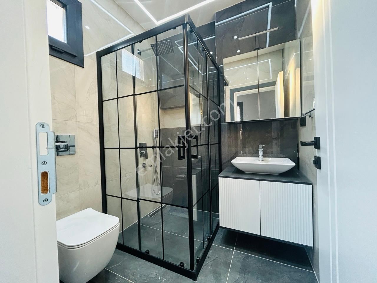 Mavişehir’de Doğayla İç İçe Lüks Müstakil Villa! - Görsel 6