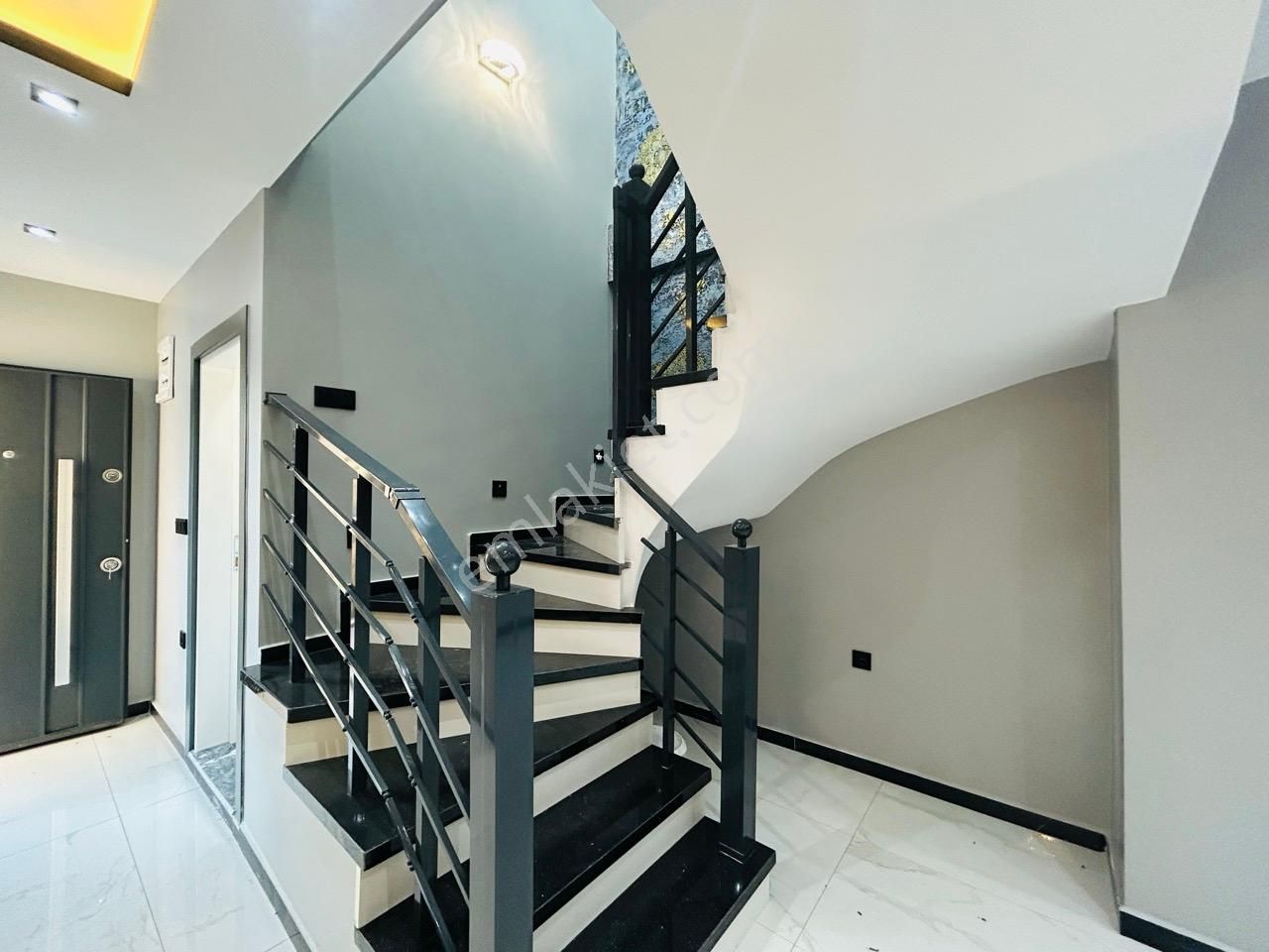 Mavişehir’de Doğayla İç İçe Lüks Müstakil Villa! - Görsel 14