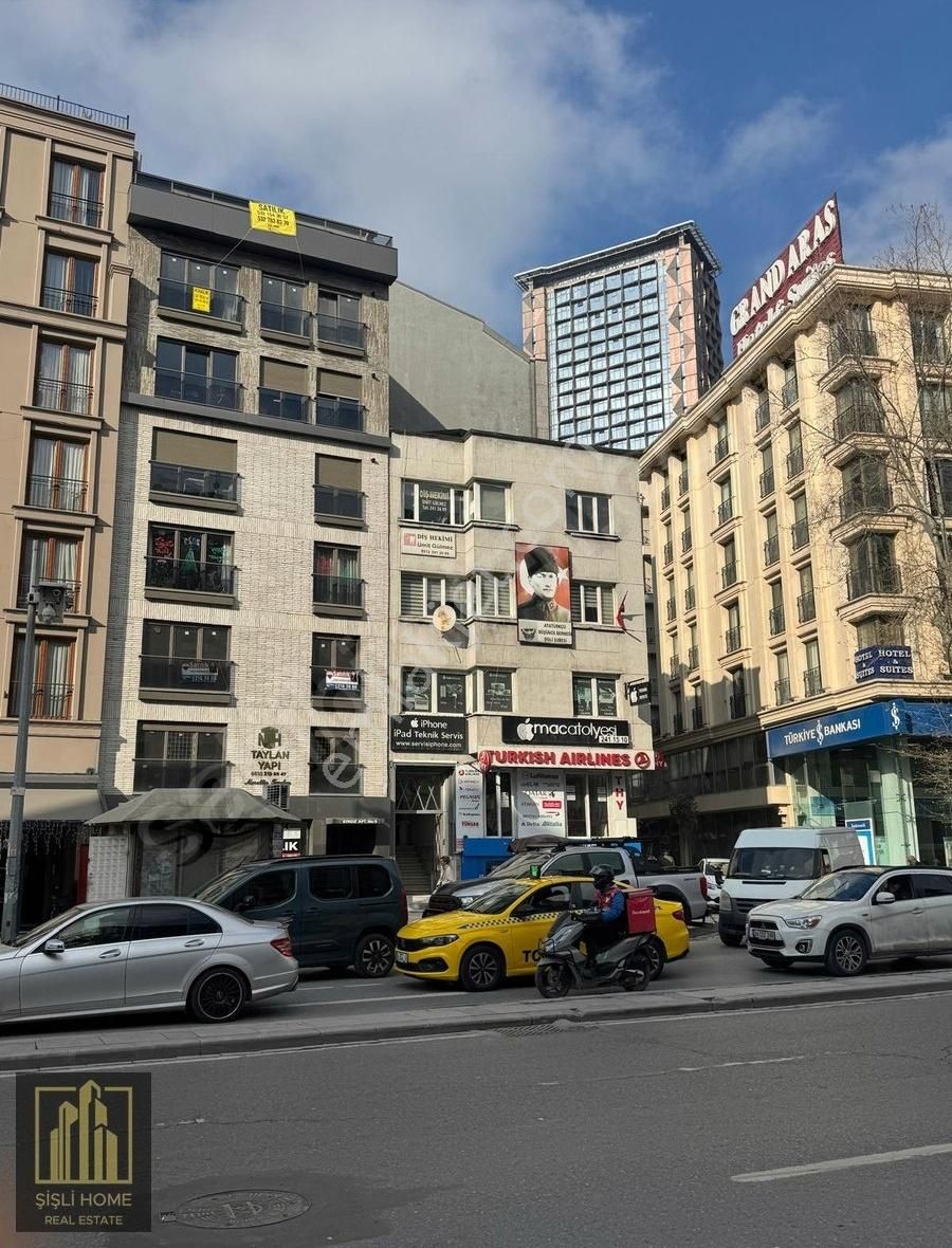 Şişli Merkez Kiralık Daire Halaskargazi Caddesinde Yeni Bina 3+1 Dubleks Konut-ticari