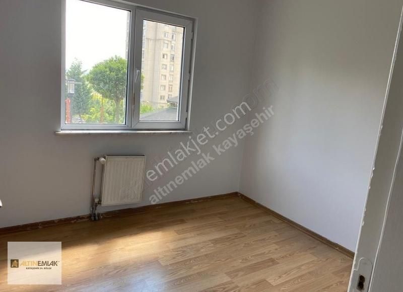 İstanbul Başakşehir Site İçerisinde Satılık Daire Kayaşehir 1. Bölge Satılık 2+1 Daire