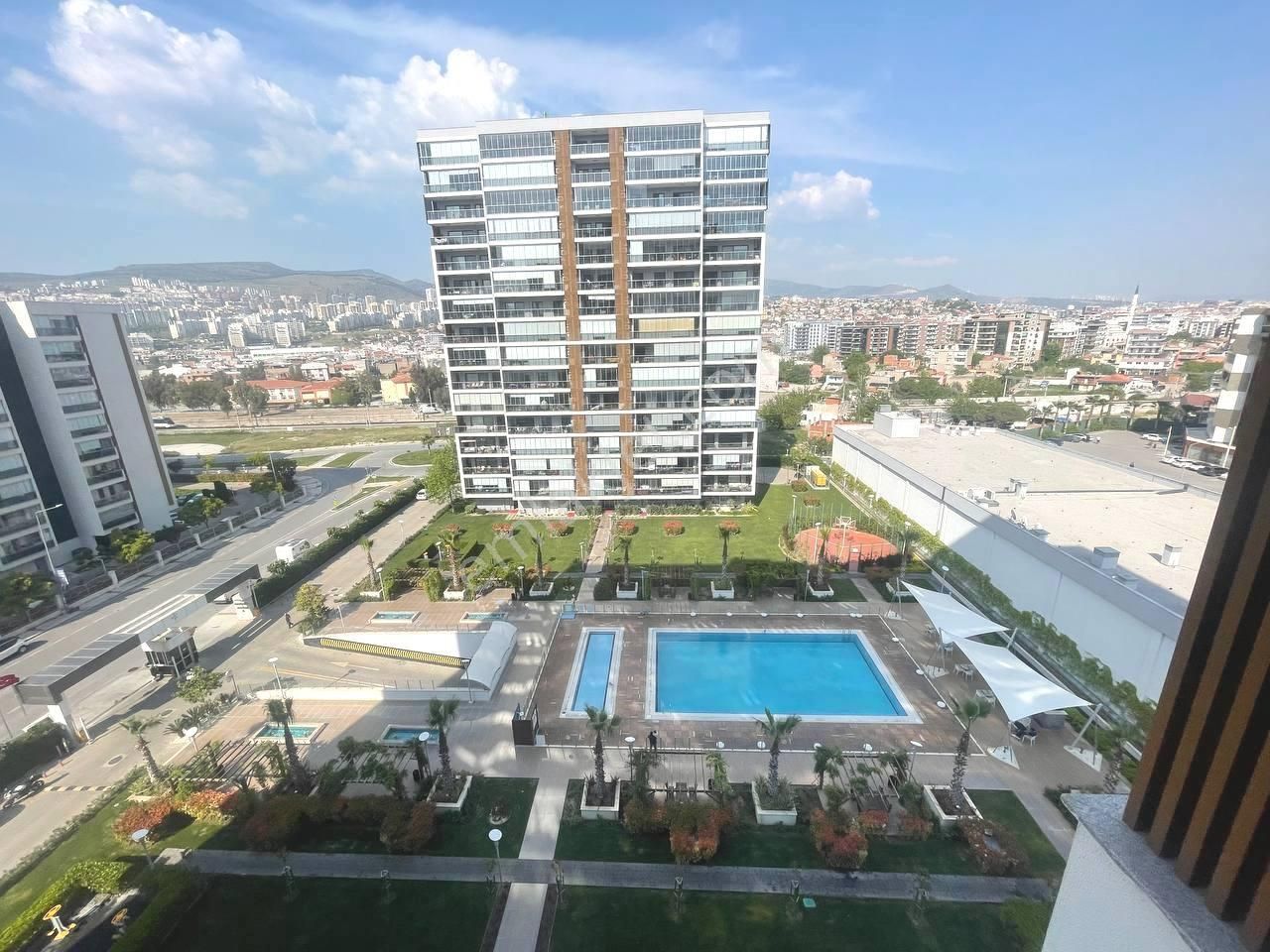 Mavişehir Modern 4 Sitesi Havuz Cephe Eşyalı 2+1 Kiralık Daire