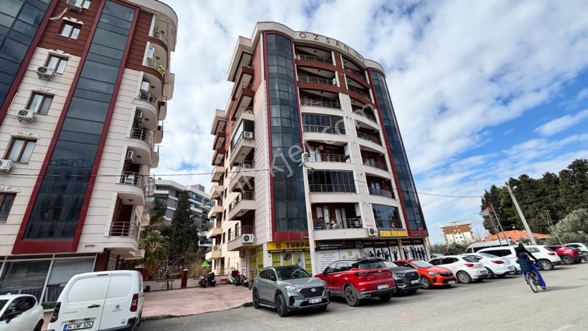 Çiğli Balatçık Satılık Daire Çiğli Balatçık’ta Site İçinde Satılık 3+1 Daire