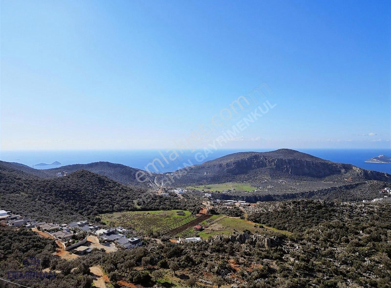 Kaş Bezirgan Satılık Tarla Kaş-kalkan Bezirganda Tek Tapu Manzaralı Parsel