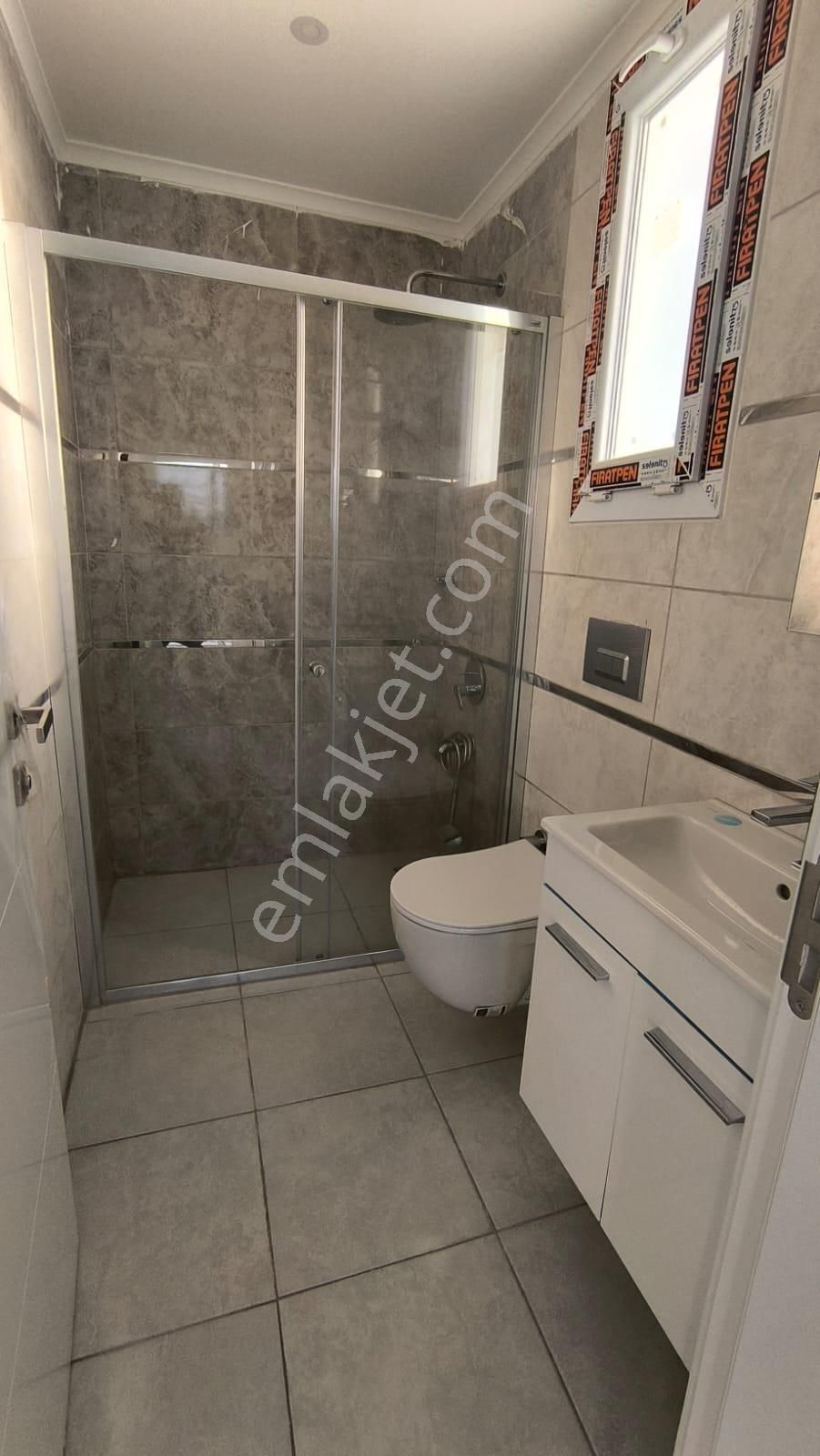 Beyaz Evler Sitesinde Ferah Çift Banyo Sıfır Daire - Görsel 7