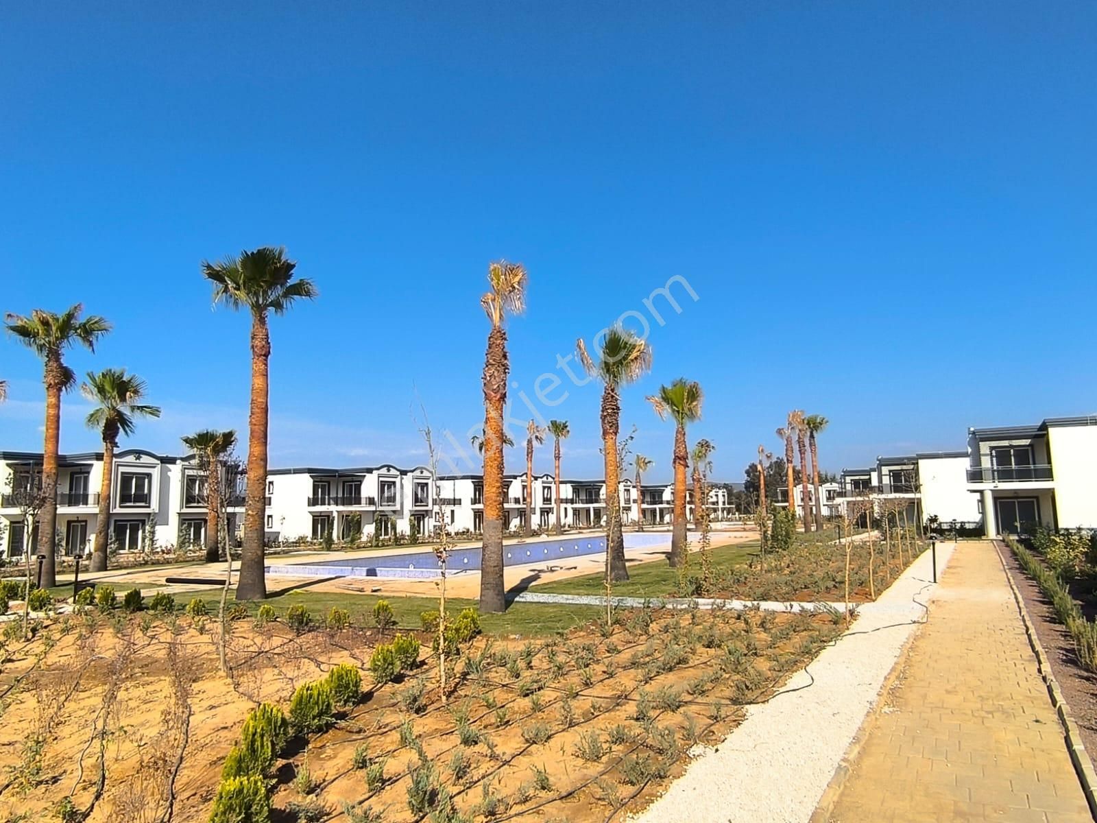 Beyaz Evler Sitesinde Ferah Çift Banyo Sıfır Daire - Görsel 13