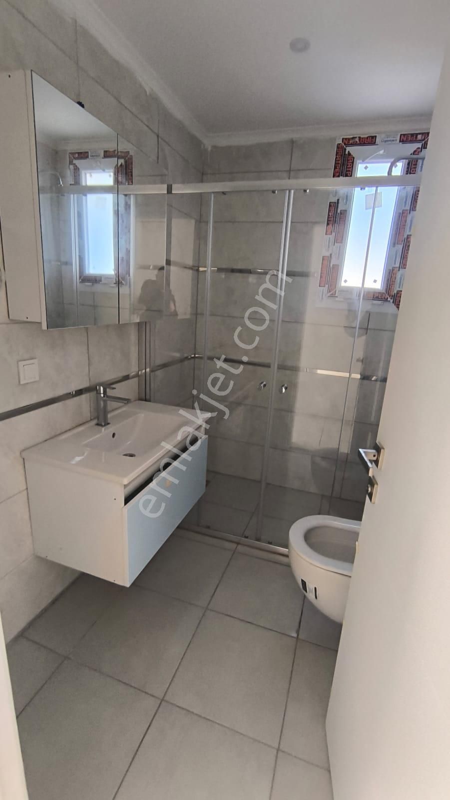 Beyaz Evler Sitesinde Ferah Çift Banyo Sıfır Daire - Görsel 6