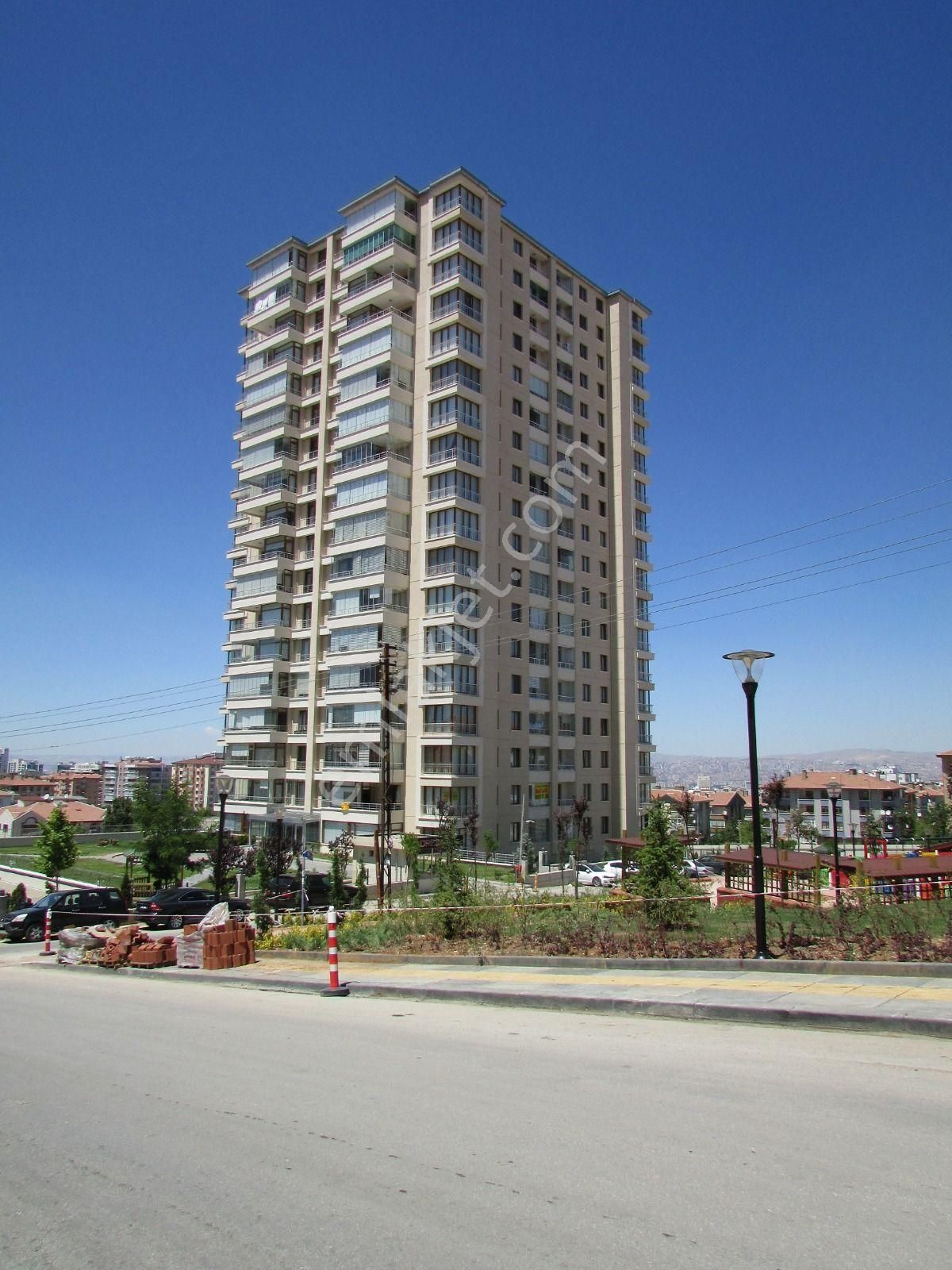 Çankaya Aşağı Öveçler Satılık Daire Adres Residans'ta Satılık 4+1 Full Şehir Manzaralı Daire....