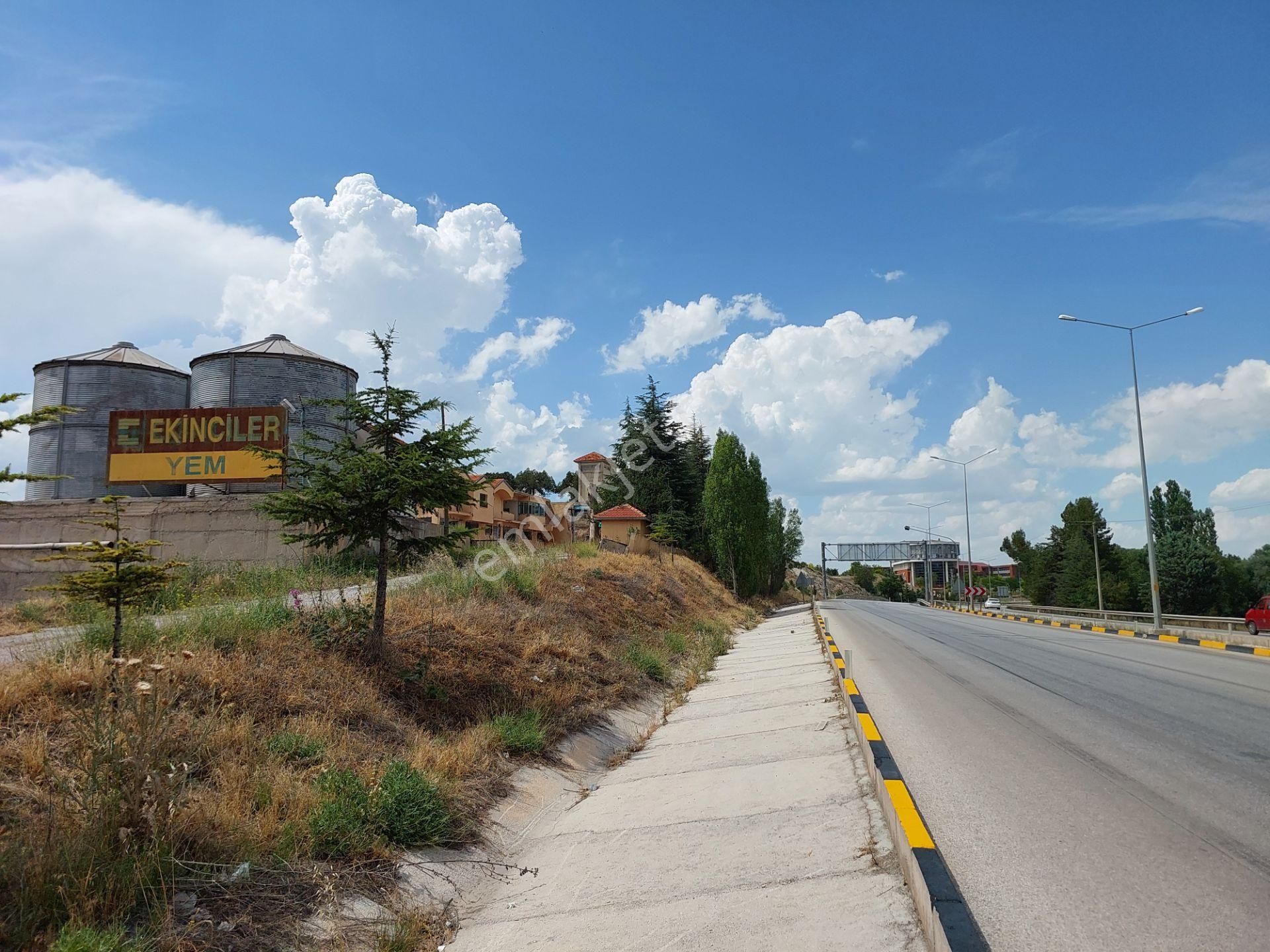 Burdur Merkez Kurna Köyü Satılık Fabrika Burdur Kurna Köyü Satılık Fabrika Ve Müştemilatları İle 7455 M2 Arsası