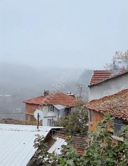 Nilüfer Ayvaköy Satılık Tarla İsminar Yılmaz Dan Uluabat Gölü Ayva Köyünden Fırsat Tarla