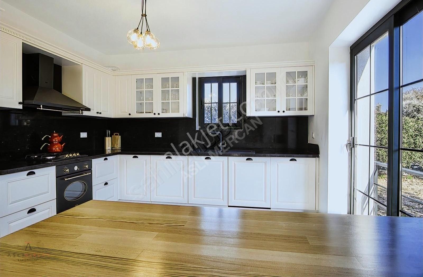 Bodrum Bitez Köy İçinde, Lüks Taş Villa - Görsel 21