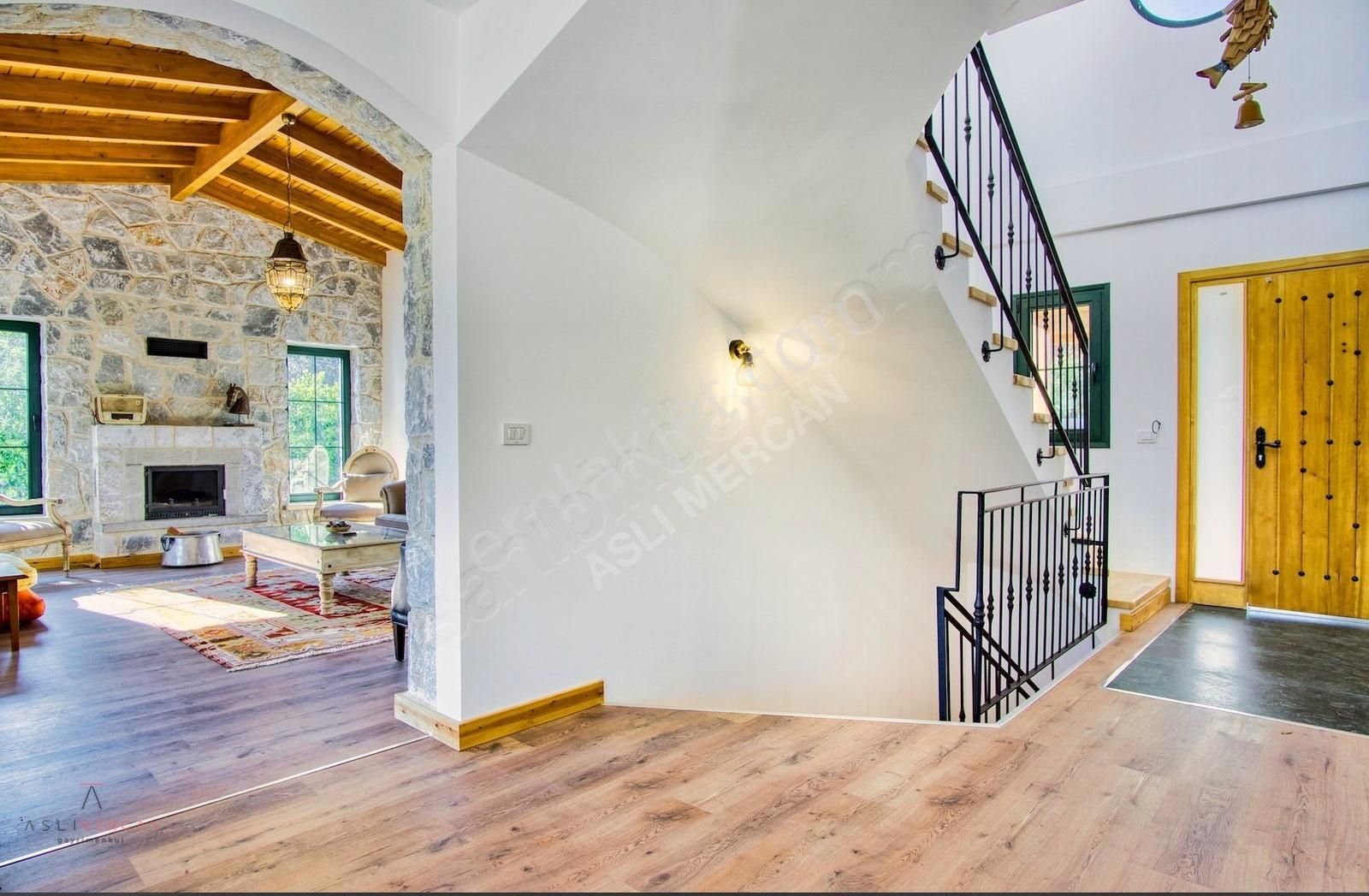 Bodrum Bitez Köy İçinde, Lüks Taş Villa - Görsel 23