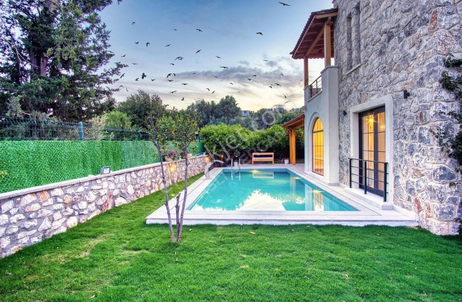 Bodrum Bitez Köy İçinde, Lüks Taş Villa - Görsel 4