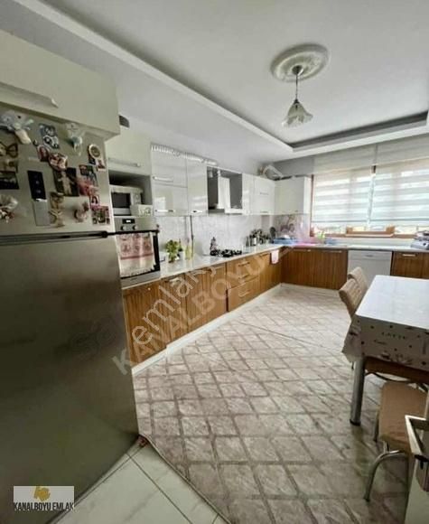 Yeşilyurt Bostanbaşı Satılık Daire Kanalboyu Emlaktan Bostanbaşında 4+1 Site İçi Satılık Daire