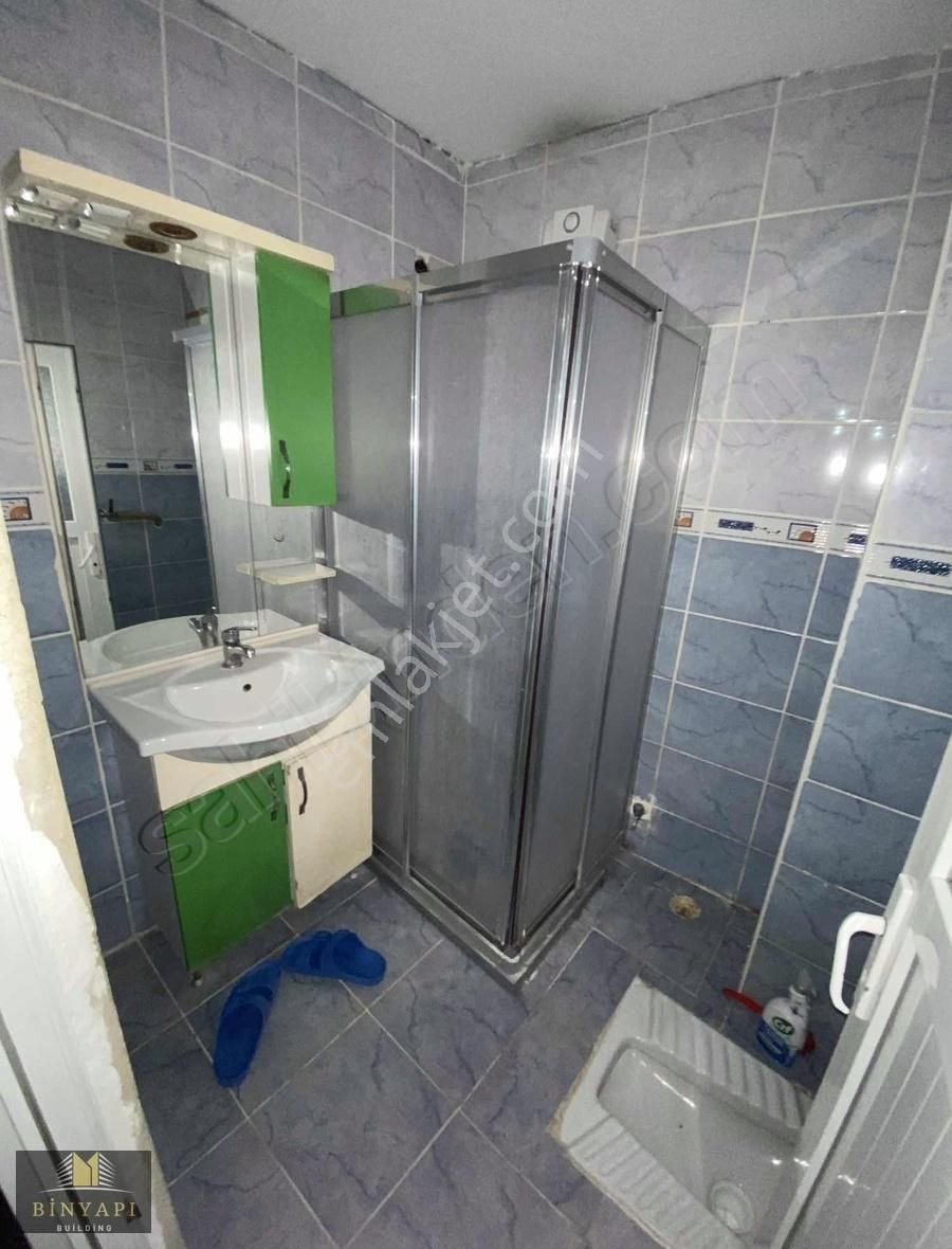 Bahçelievler Cumhuriyet Kiralık Daire Yeni Binada 1+1 Full Masr. Çatı Katı ( Sadece Bayanlar)