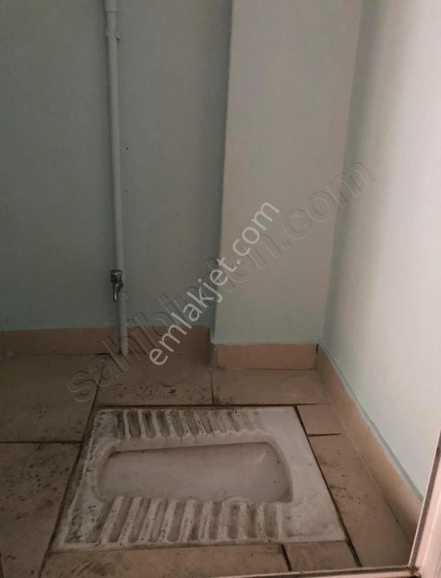 Bahçelievler Zafer Kiralık Dükkan & Mağaza Kiralık 25 M2 Dükkan 9000₺