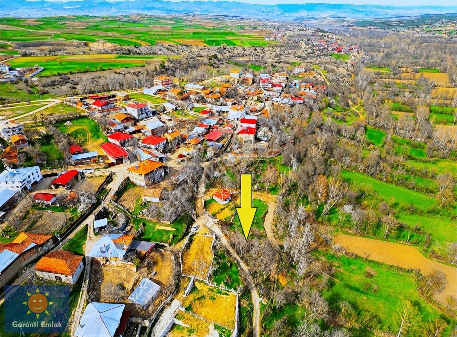 Kastamonu Merkez Aşağıelyakut Köyü Satılık Konut İmarlı Garanti Emlak'tan, Merkeze 7 Km, Araç Takaslı, 310m² İmarlı Arsa