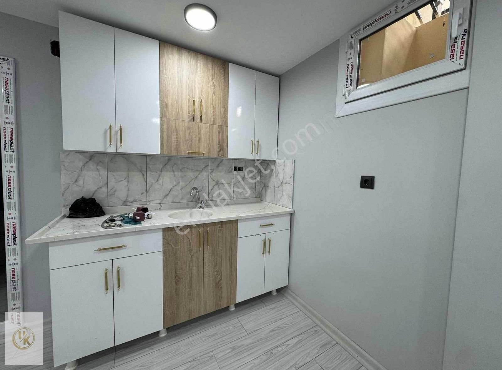 Çukurova Yüzüncüyıl Kiralık Daire 100.yıl Altıneller Cvr 4 Katlı Apt/hasarsz/sıfır 1+1/yarı Bodrum