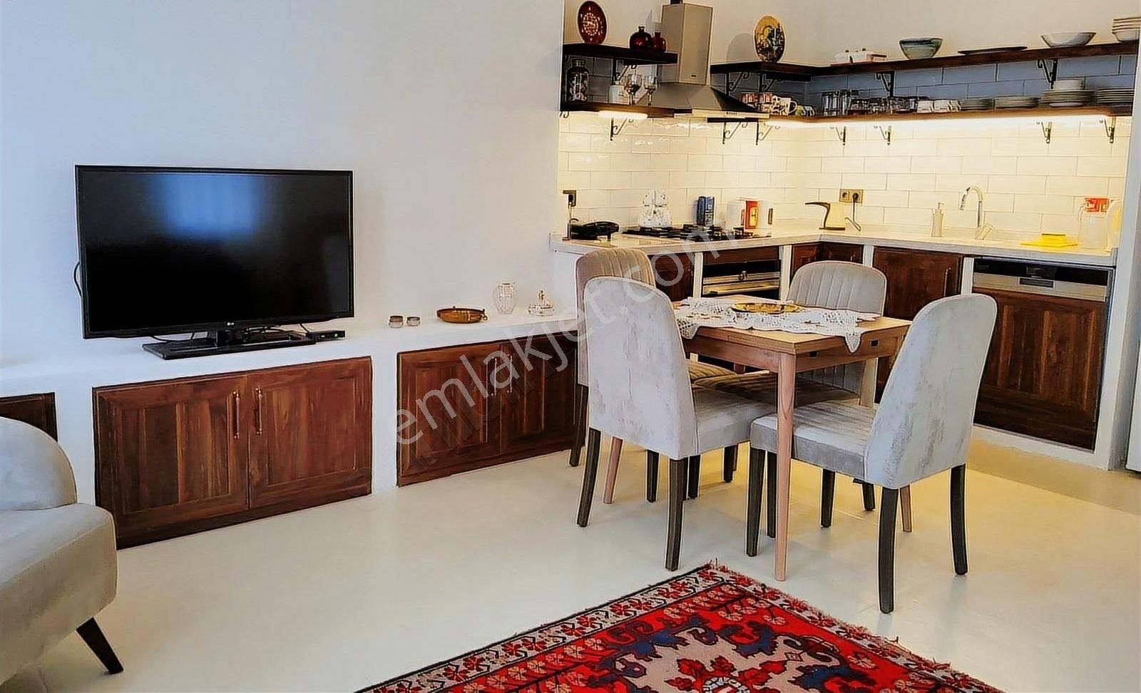 Bodrum Kumbahçe Kiralık Daire Kumbahçede Merkezi Konumda 2+1 Eşyalı Daire (denize 50m)