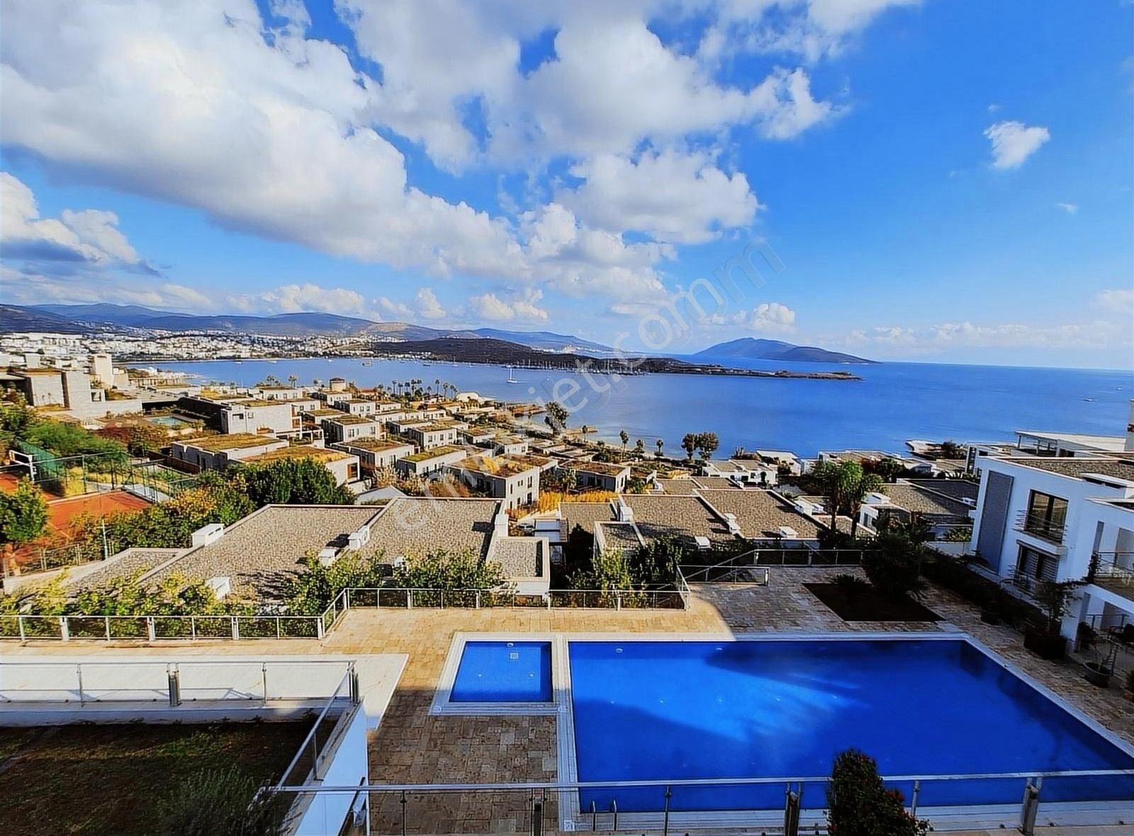 Bodrum Gümbet Satılık Residence Panoramik Deniz Manzaralı 2+1 Residence