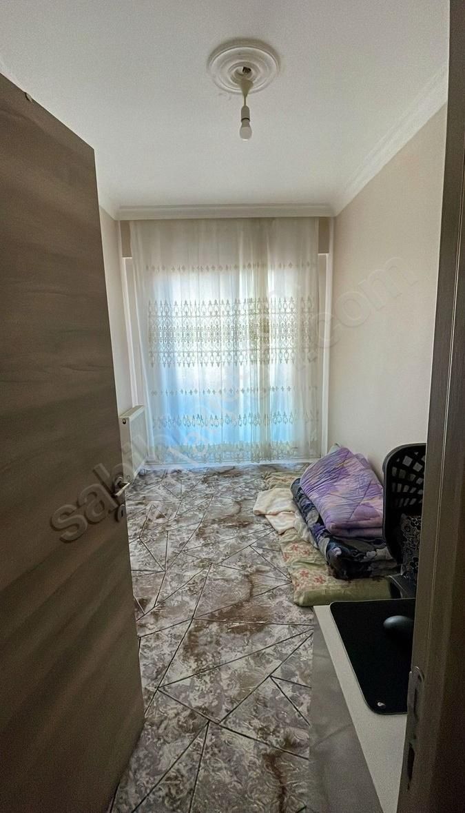 Kocatepe Mahallesi 6 Yaşında Yreni Bakımlı Daire Otoparklı - Görsel 12