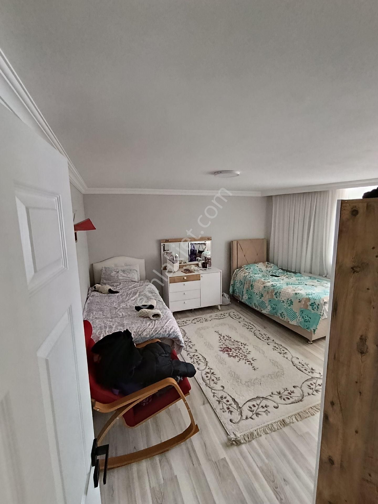 Araz Gayrimenkul 75 Yıl Mah.bagımsız Girişli 4+2 Dubleks Satılık - Görsel 5