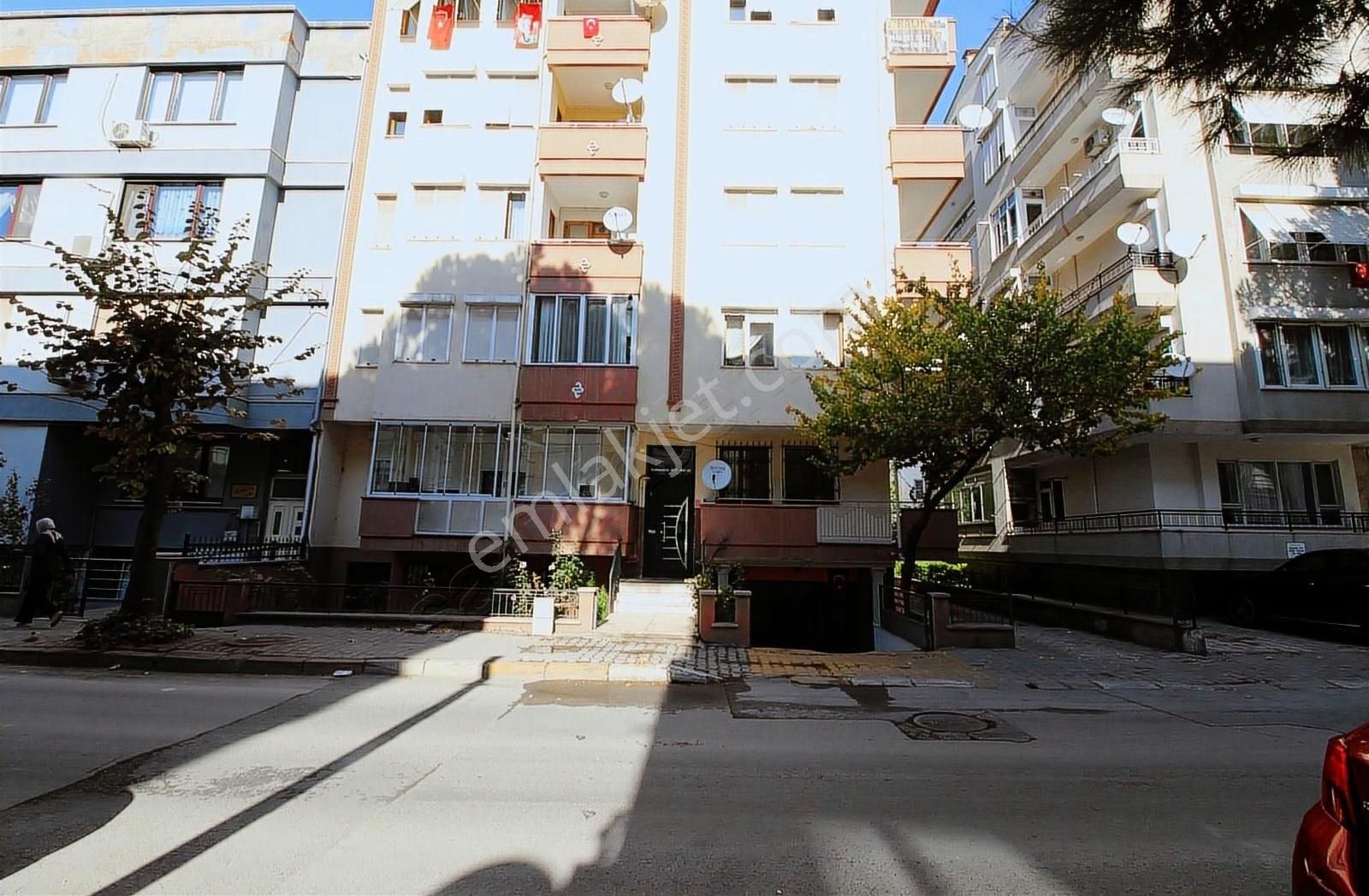 Karesi Atatürk Kiralık Daire Good İnvest Yön'den Atatürk Mahallesinde Asansörlü Kiralık Daire