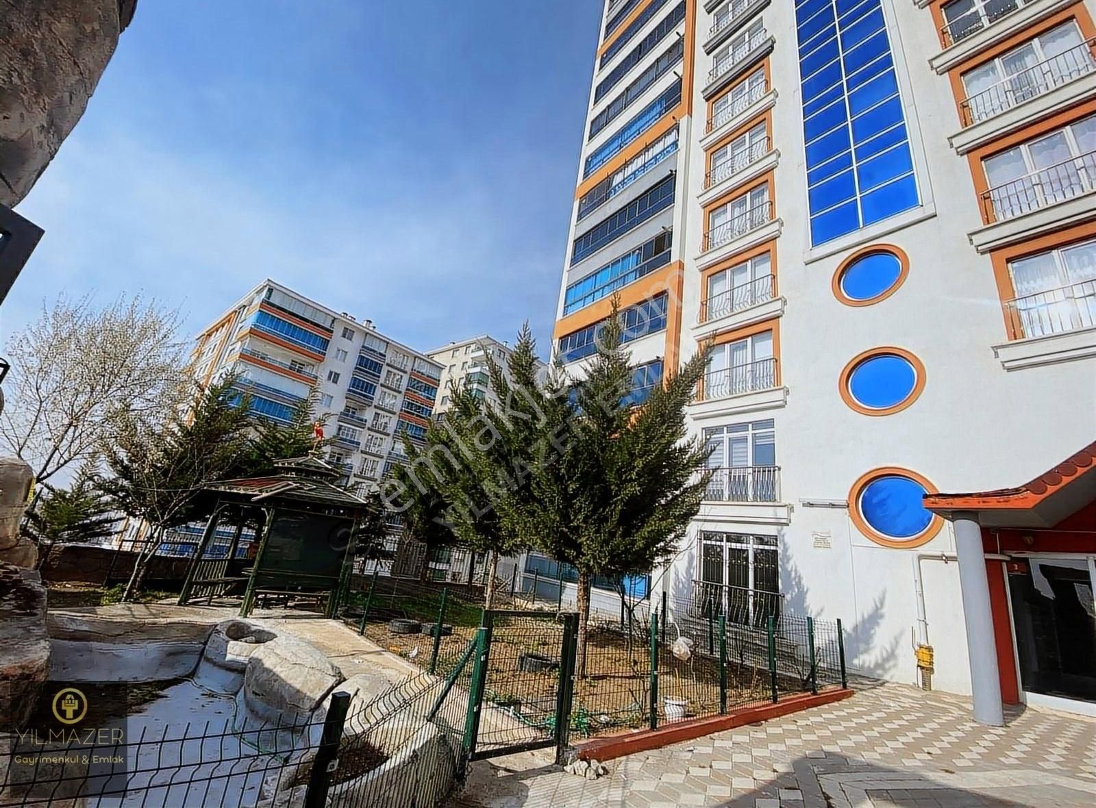 Yılmazer'den Ful Yapılı 1048 Cadde Üzeri Ara Kat Site İçinde 3+1 - Görsel 7