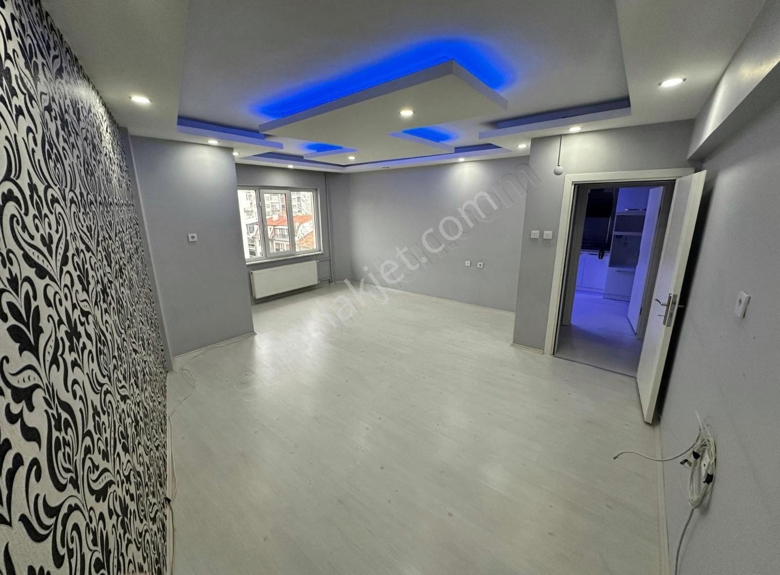 Asel'den Hilton Oteli Karşısı 3+1 Güney Cephe Nezih Daire - Görsel 11