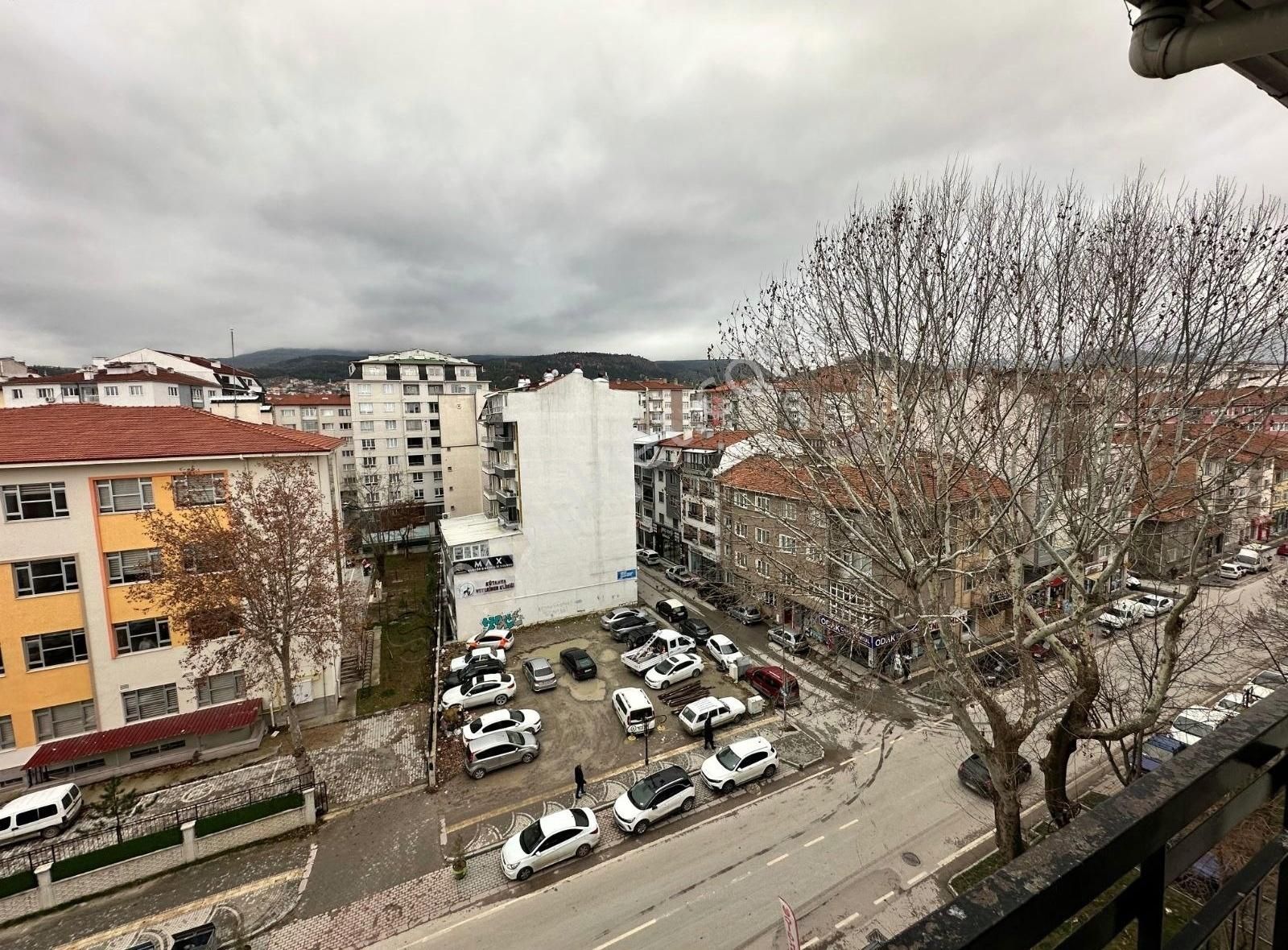 Asel'den Hilton Oteli Karşısı 3+1 Güney Cephe Nezih Daire - Görsel 15